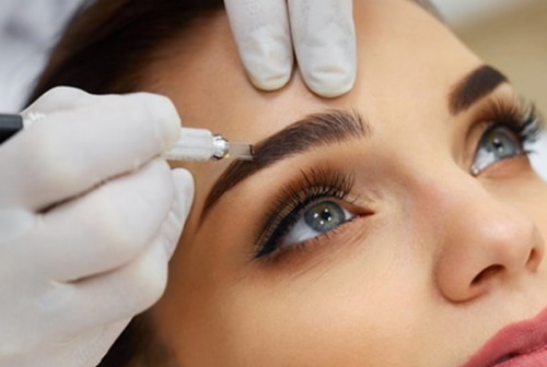 microblading eyebrows natural look